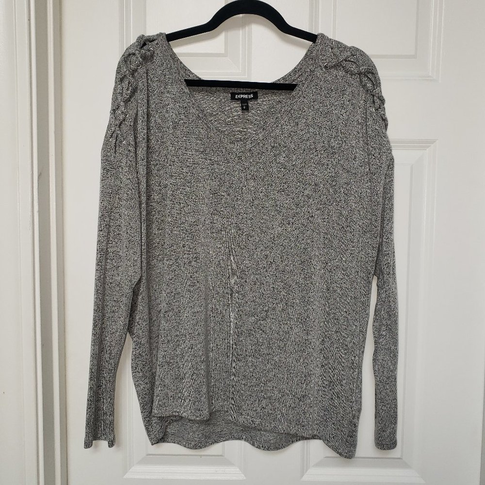 Express Long Sleeve Sweater Braided Shoulder Detail Size Large